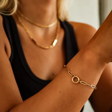 Paperclip with Charm Keeper Bracelet in Gold