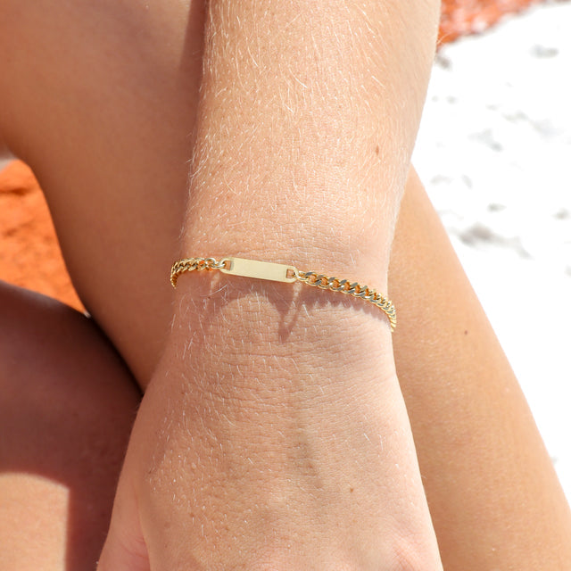 Personalized Curb-Chain Bar Bracelet - Custom Engraved | Peace & Petals