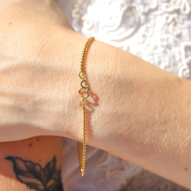 Interlocking Hearts Bracelet Clasp | Peace & Petals