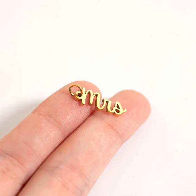 "Mrs" Charm - Personalized Wedding & Bridal Jewelry | Peace & Petals