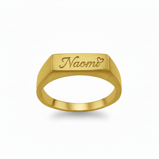 Gold signet ring with Naomi and heart engraving